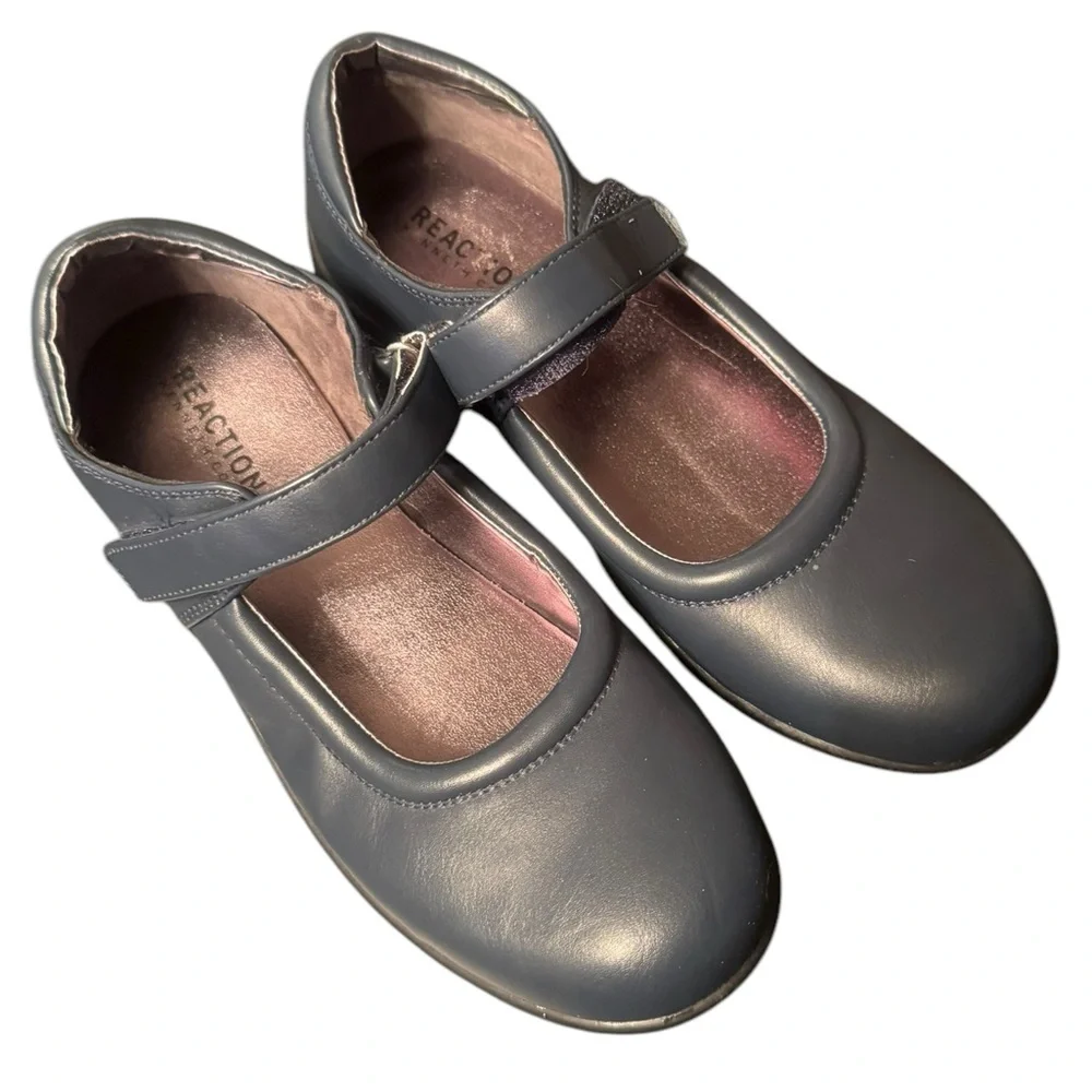 Kenneth Cole Reaction Navy Blue Kids Mary Jane Shoes size 4